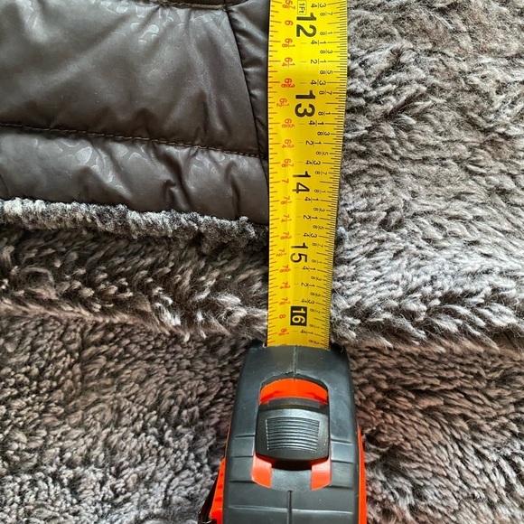 THE NORTH FACE Women’s Leopard Printed Mossbud Reversible Jacket - Picture 4 of 16